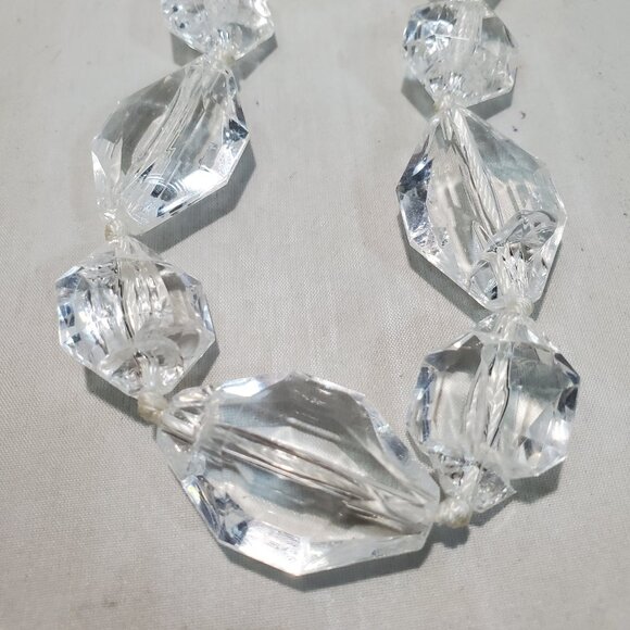 Banana Republic clear, multi-faceted beads necklace - Picture 5 of 7